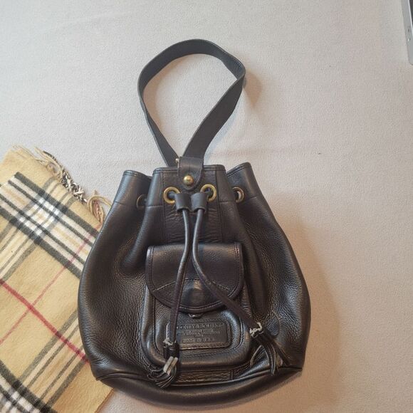 Dooney & Bourke Black Sling Shoulder Bag Vintage Leather - Picture 1 of 11